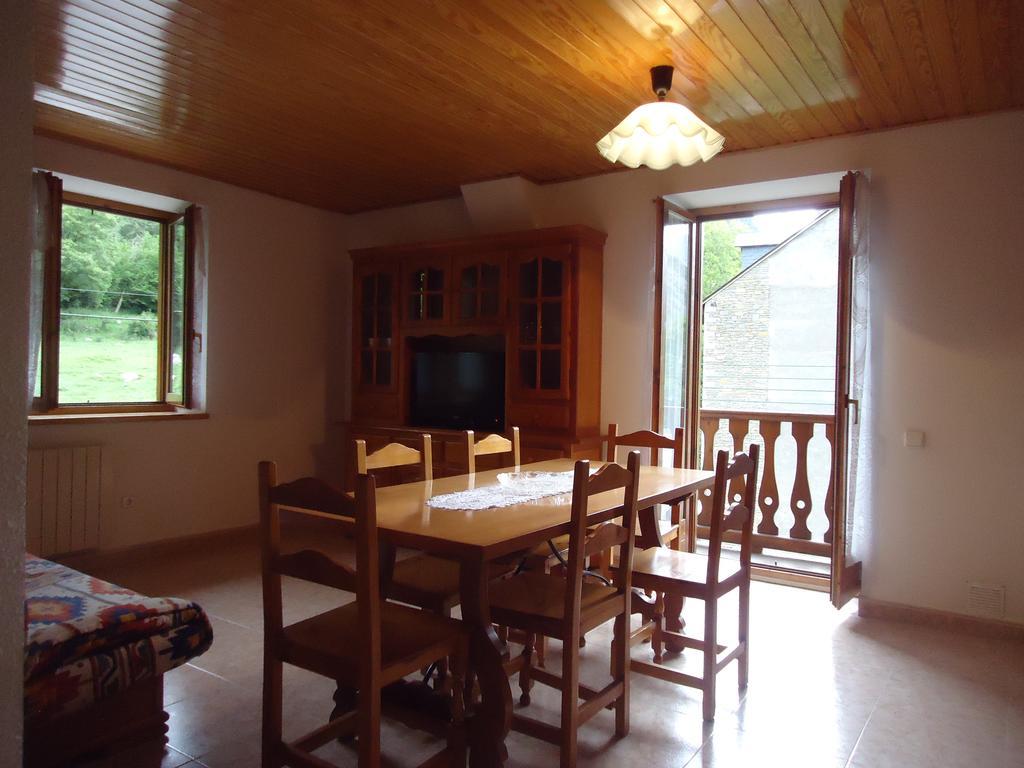 Apartaments La Llucana Barruera Bagian luar foto