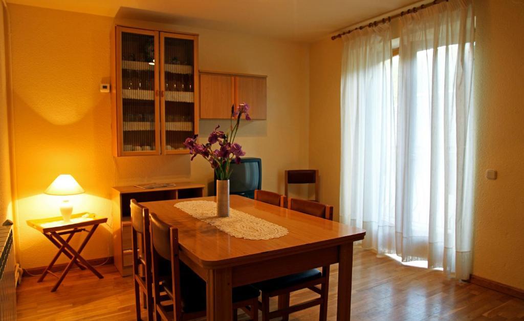 Apartaments La Llucana Barruera Ruang foto